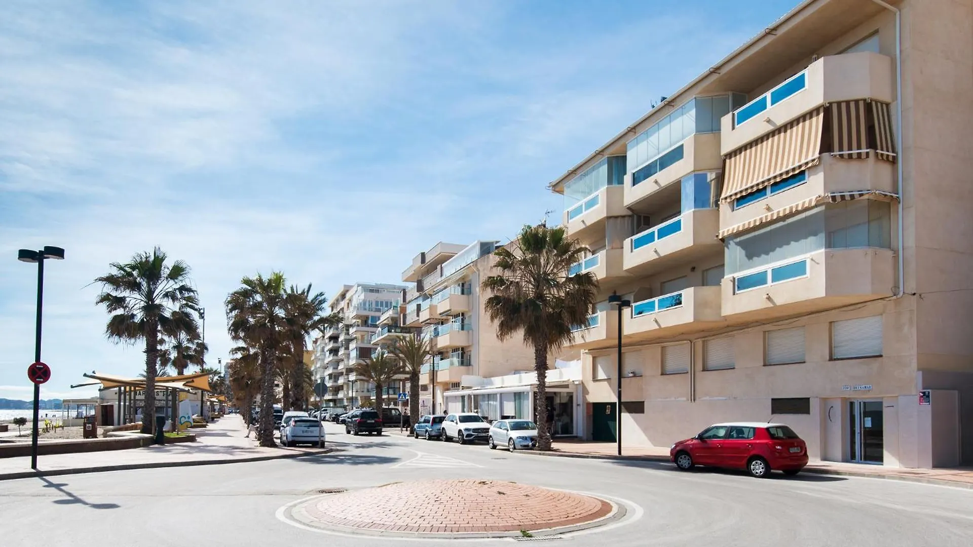 Madeinterranean Beach- Higueron Front Line Apartment Fuengirola