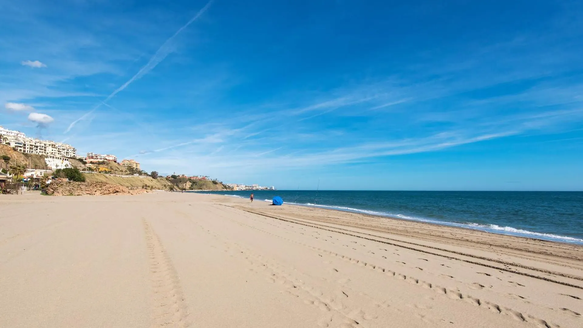 Madeinterranean Beach- Higueron Front Line Apartment Fuengirola